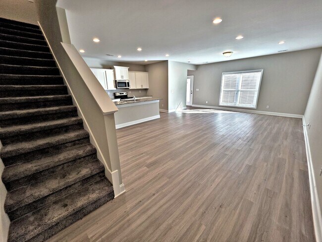 Building Photo - 3BR/2.5BA Townhouse Priceville/Decatur