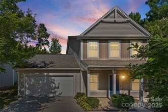 Building Photo - 9706 Thyme Court