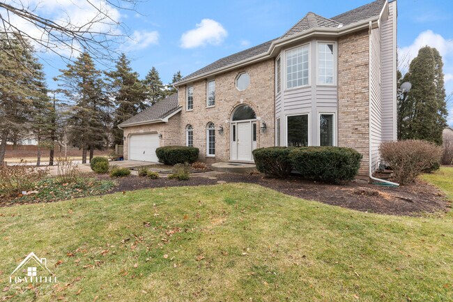 Building Photo - 1523 Greenlake Dr