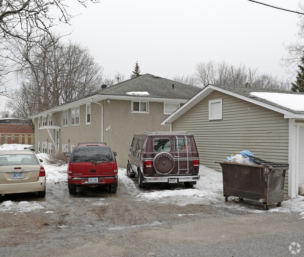 Building Photo - 981 Thomas Ave