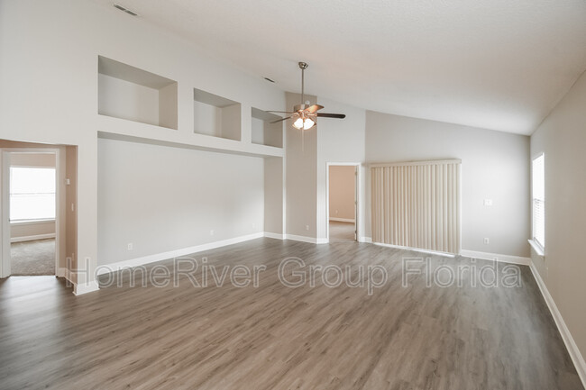 Building Photo - 1554 Canopy Oaks Dr