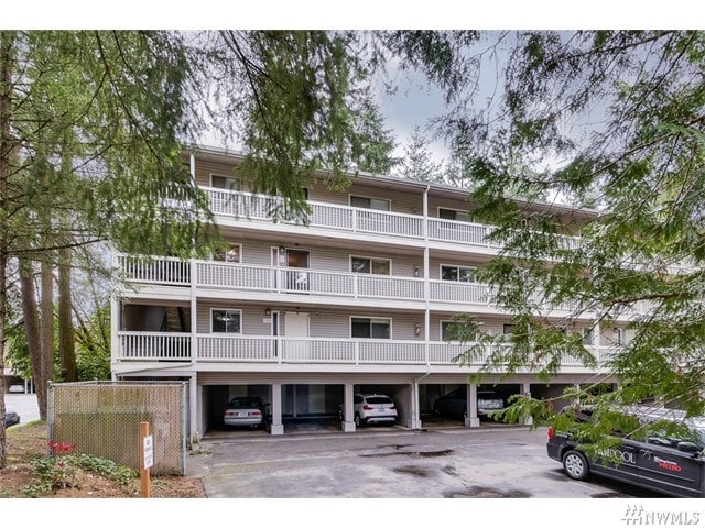 Foto del edificio - 14527 NE 40th St