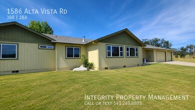 Building Photo - 1586 Alta Vista Rd