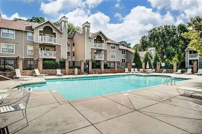 Community Pool - 5003 Sharon Rd