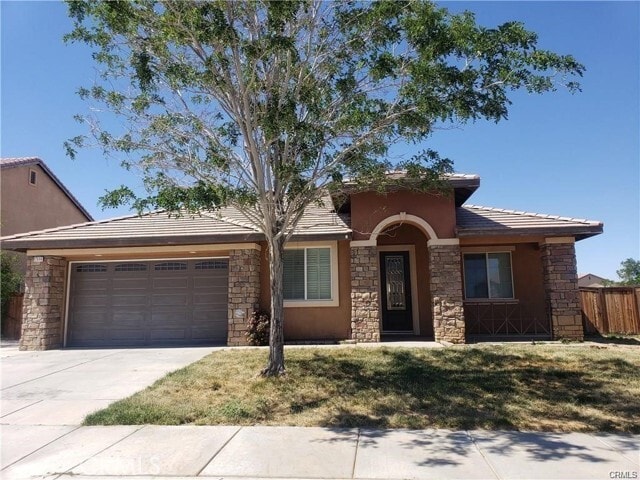 Foto principal - 12644 Madrona St