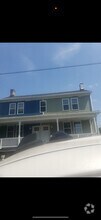 Building Photo - 901 N 27th St