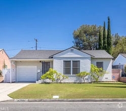 Building Photo - 14766 Miller Ave