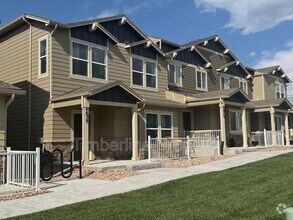 Building Photo - 4039 Meron Pt
