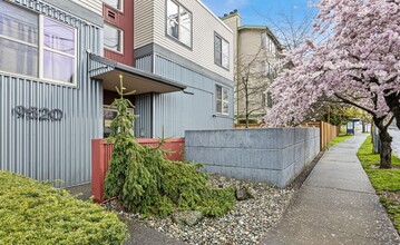 Building Photo - 9520 1st Ave NE