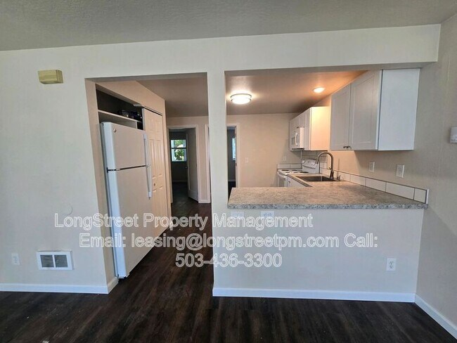 Foto del edificio - 234 NW 21st St