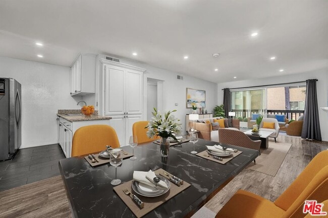 Building Photo - 5119 Raintree Cir