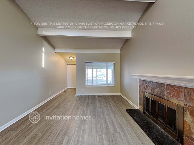 Foto del edificio - 11759 Logan St