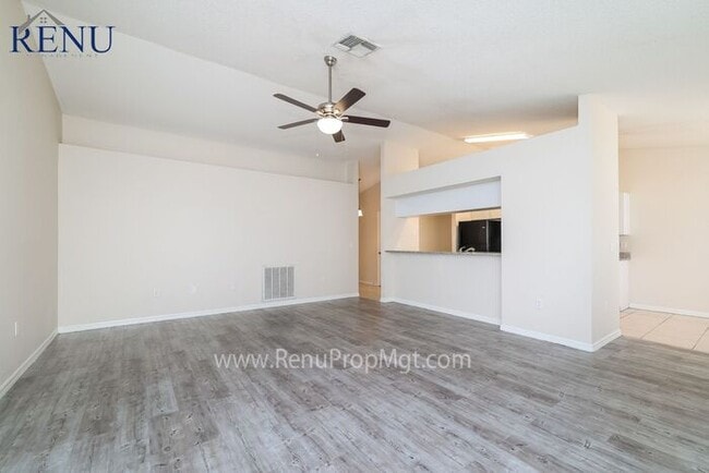 Building Photo - Available Now! $0 APPLICATION FEE!!!