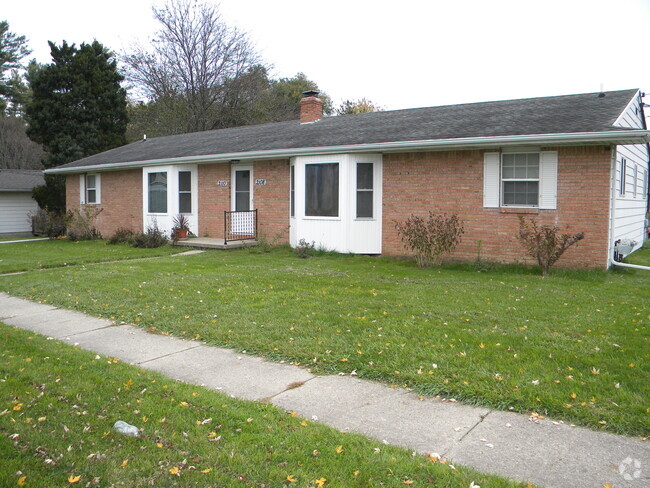 Building Photo - 2110 park lane