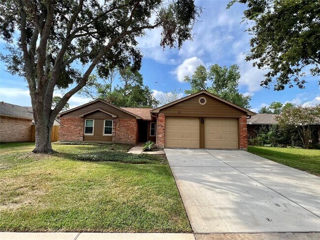 Building Photo - 1838 Green Star Dr