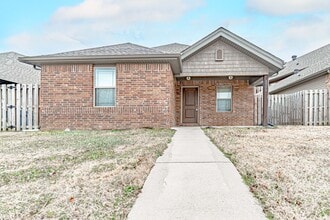 Building Photo - 3711 SW Davinci Blvd