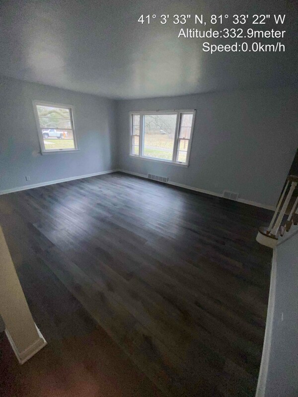1641 13th St SW Akron, OH 44314 – photo 5