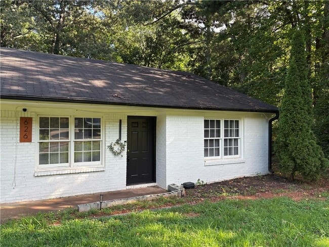 Foto del edificio - 626 Jackson Park Ln NW