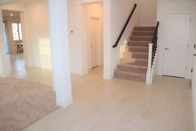 Foto del edificio - Brand New 4 Bedroom Home!!!