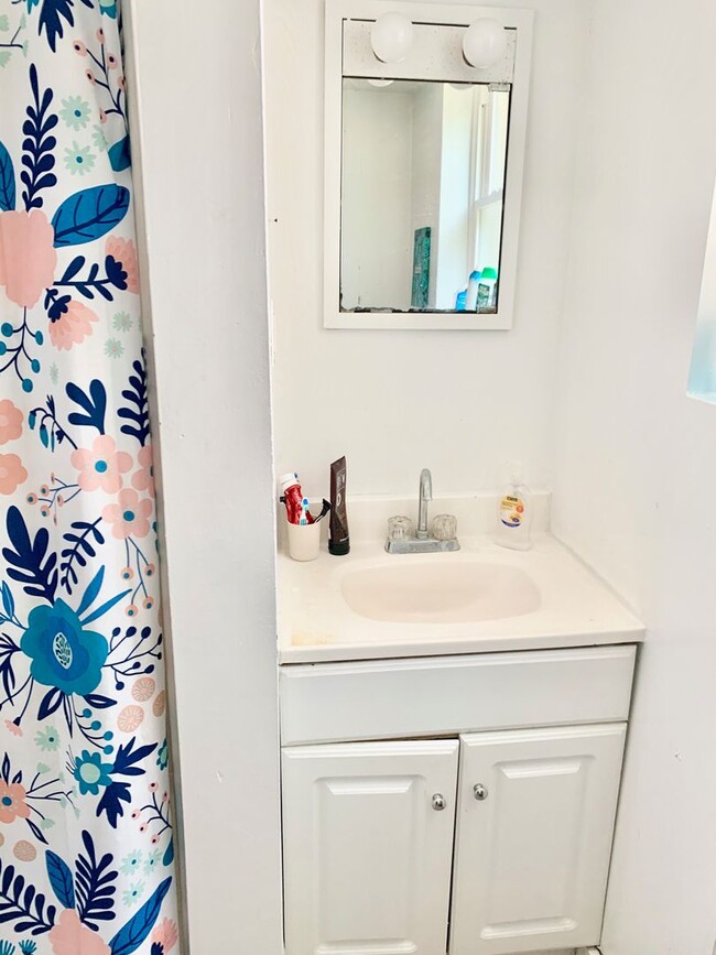Building Photo - ONE BED APT, available August 2026! Locate...