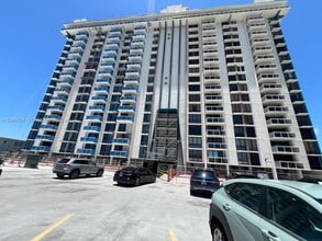 Building Photo - 1600 S Ocean Dr
