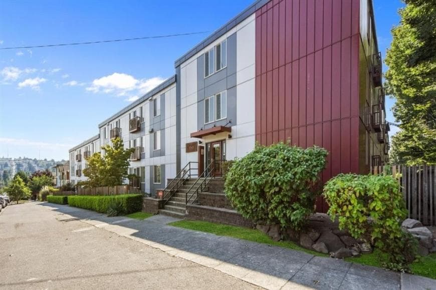 Primary Photo - 1 bedroom in Seattle WA 98103