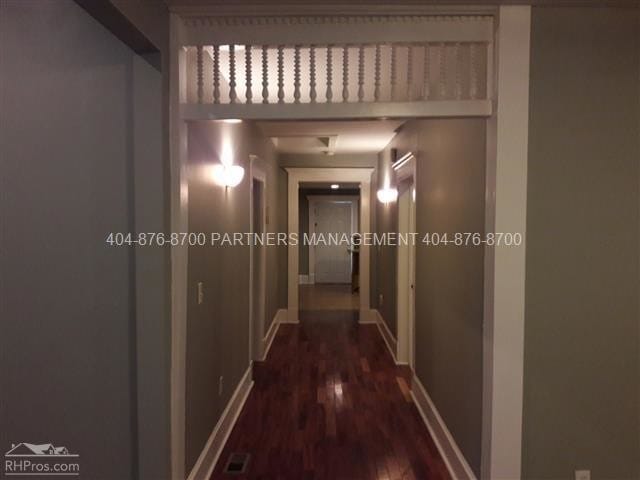 Building Photo - 1328 Avon Ave SW