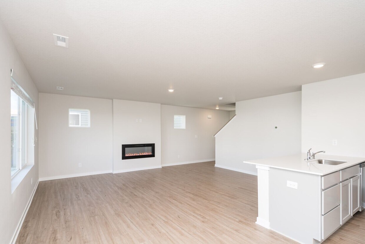 Foto del edificio - 3 Bedroom Two Story Twinhome for Rent!