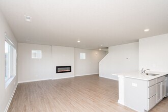 Building Photo - 401 Juniper St