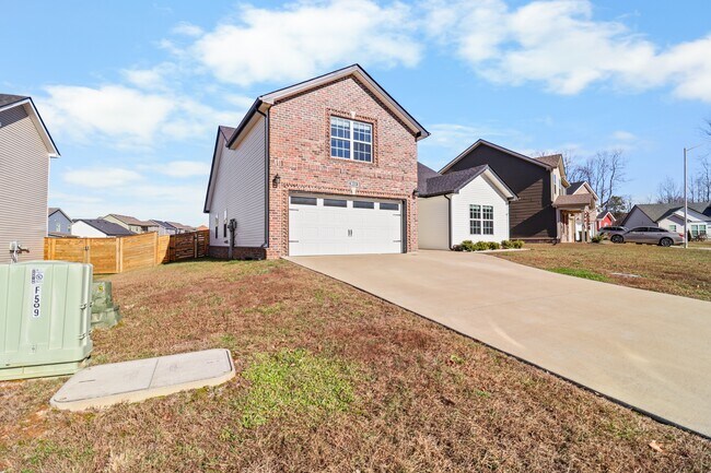 Foto del edificio - 513 Burgess CT