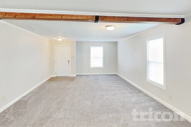 Foto del edificio - 2609 Woodfield Blvd