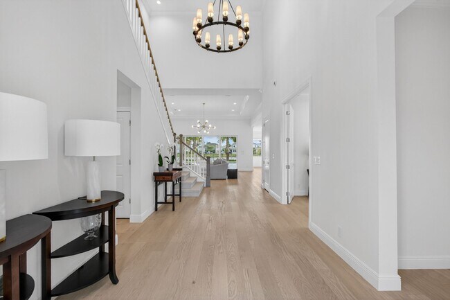 Foto del edificio - 9249 Crestview Cir