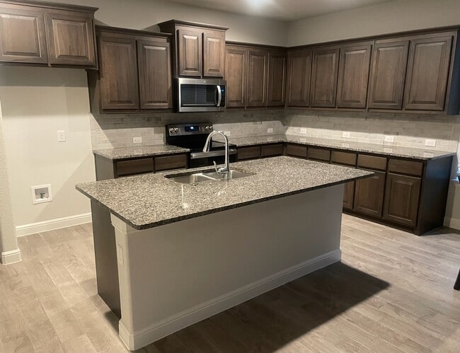Building Photo - 311 Smart Strike Ct