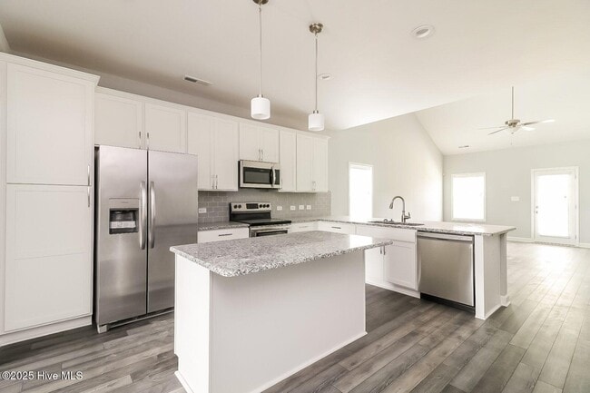 Building Photo - 308 McKenzie Pl