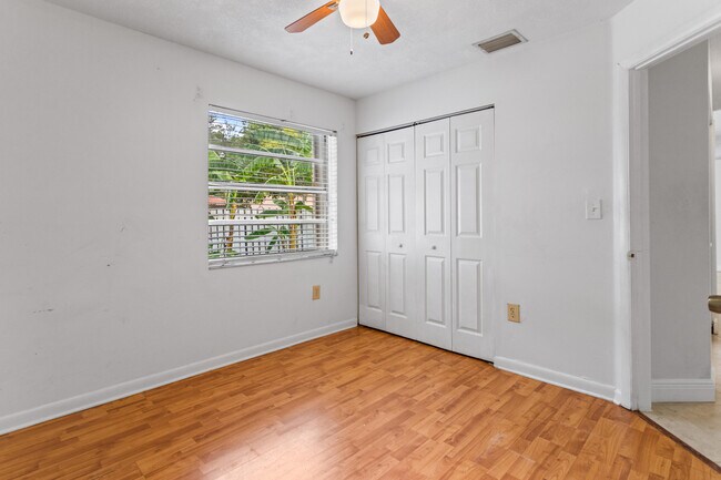 Foto del edificio - 13945 Langley Pl