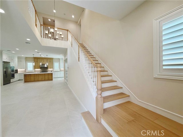 Building Photo - 98 Pinnacle Dr