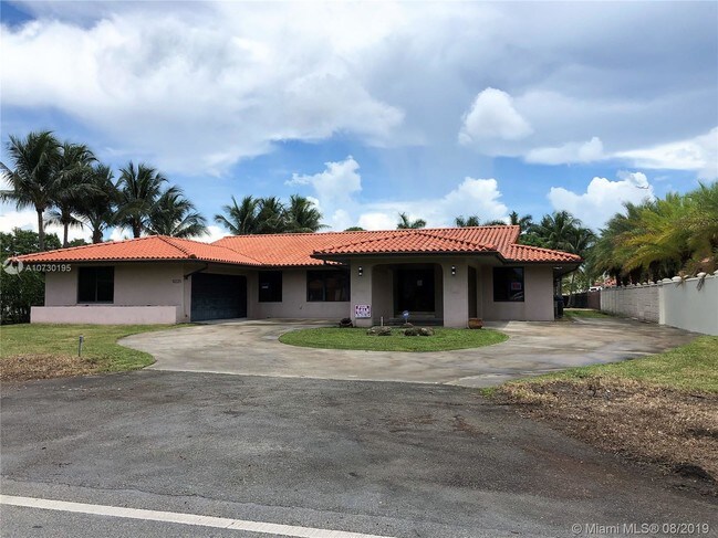 Foto del edificio - 8225 SW 2nd St