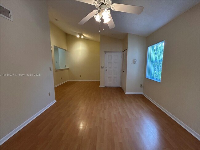 Building Photo - 2890 N Oakland Forest Dr