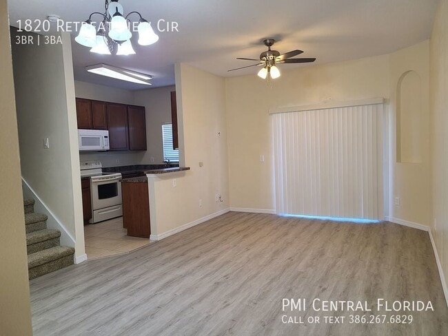 Foto del edificio - 1820 Retreat View Cir