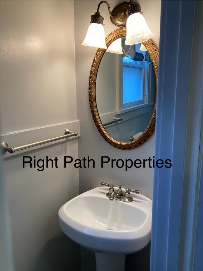 Foto del edificio - 129 Brandtson Ave