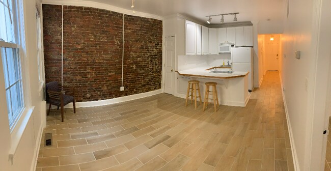 Foto del edificio - 1666 32nd St NW