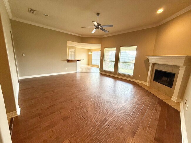 Foto del edificio - 8340 Stonebridge Way