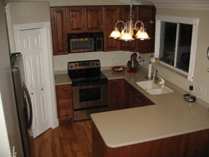 Building Photo - 1005 E 750 S