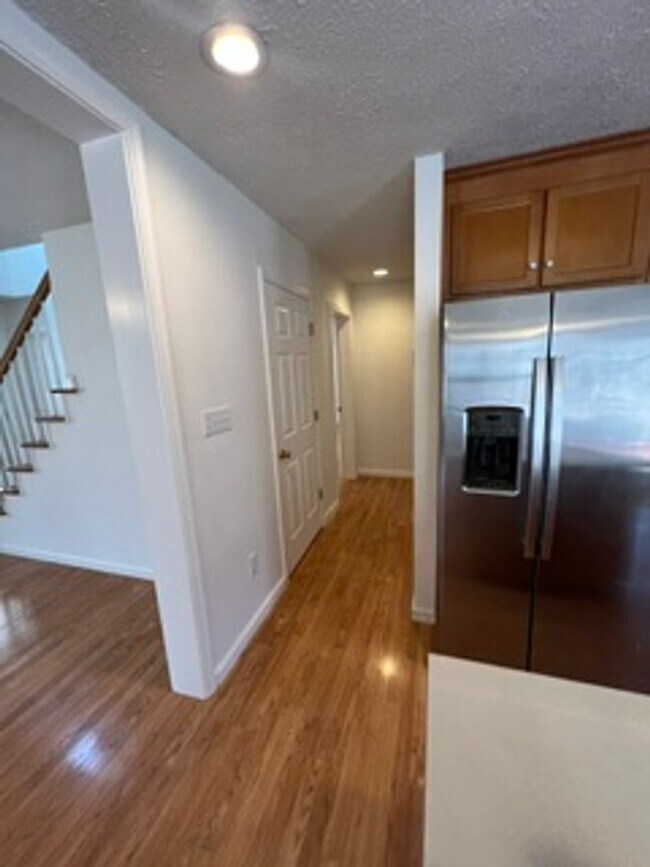 Building Photo - Single family home located in southern Rockbridge County