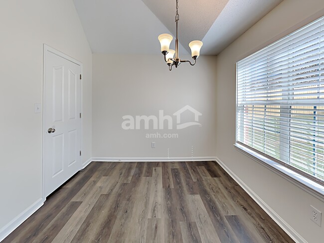 Foto del edificio - 2383 Bethany Dr