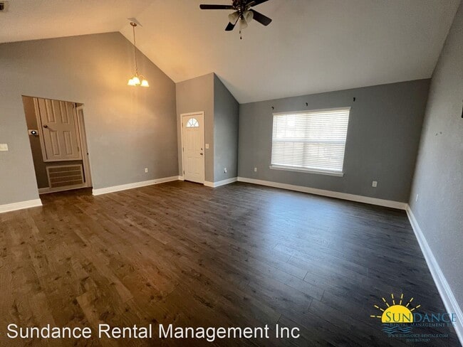 Building Photo - 3 br, 2 bath House - 456 Apple Drive