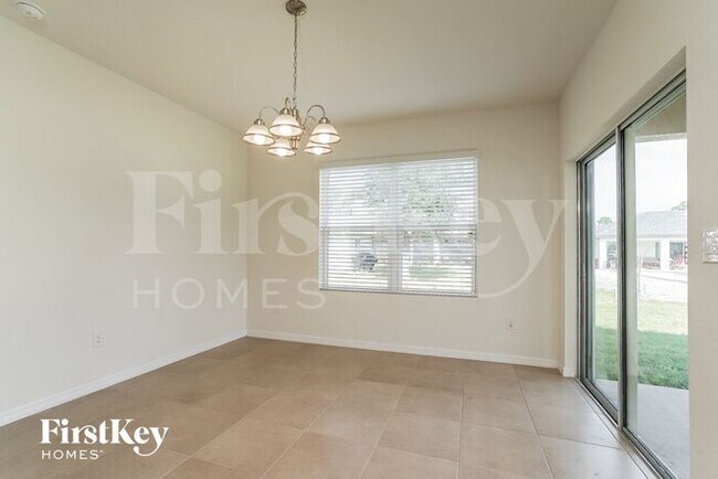 Foto del edificio - 1723 NW 2nd Terrace