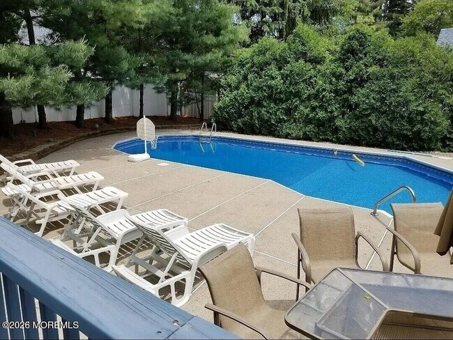 Foto del edificio - 1210 Tuxedo Pl