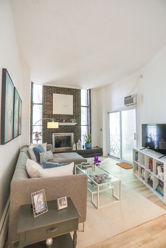 1750 N Wells St Unit 202, Chicago, IL 60614 Condo for Rent in Chicago