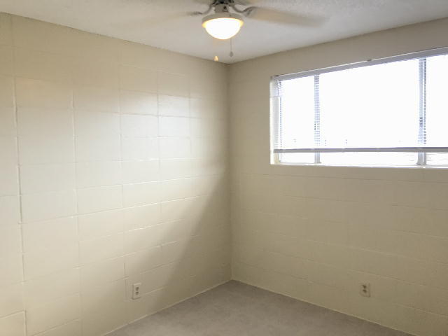 Building Photo - 94-11 Waipahu St